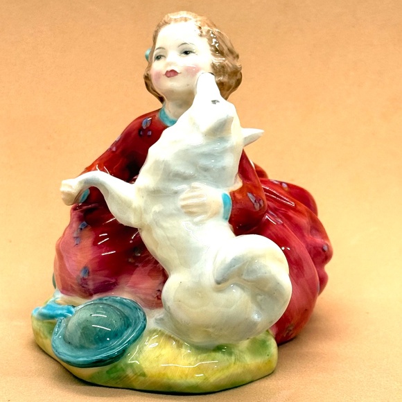 Royal Doulton Figurine Home Again HN 2167 Issued 1956-1995 Vintage - Picture 5 of 7